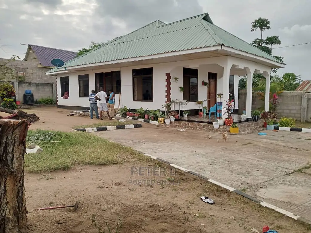 3bdrm House in Mbezi for sale