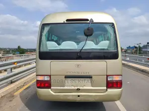 Toyota Coaster 2004 Gold