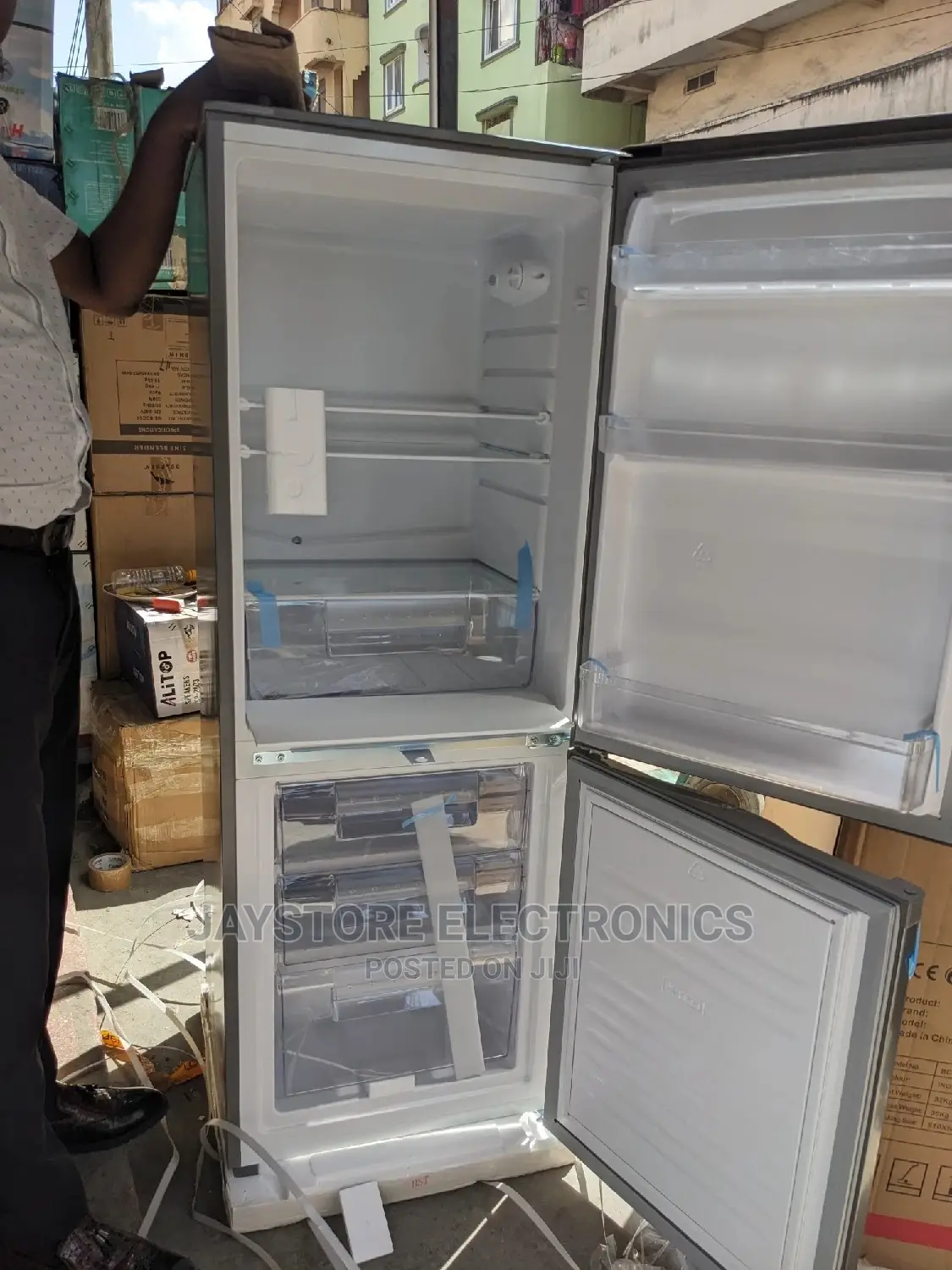 Arboder Refrigerator 222litres