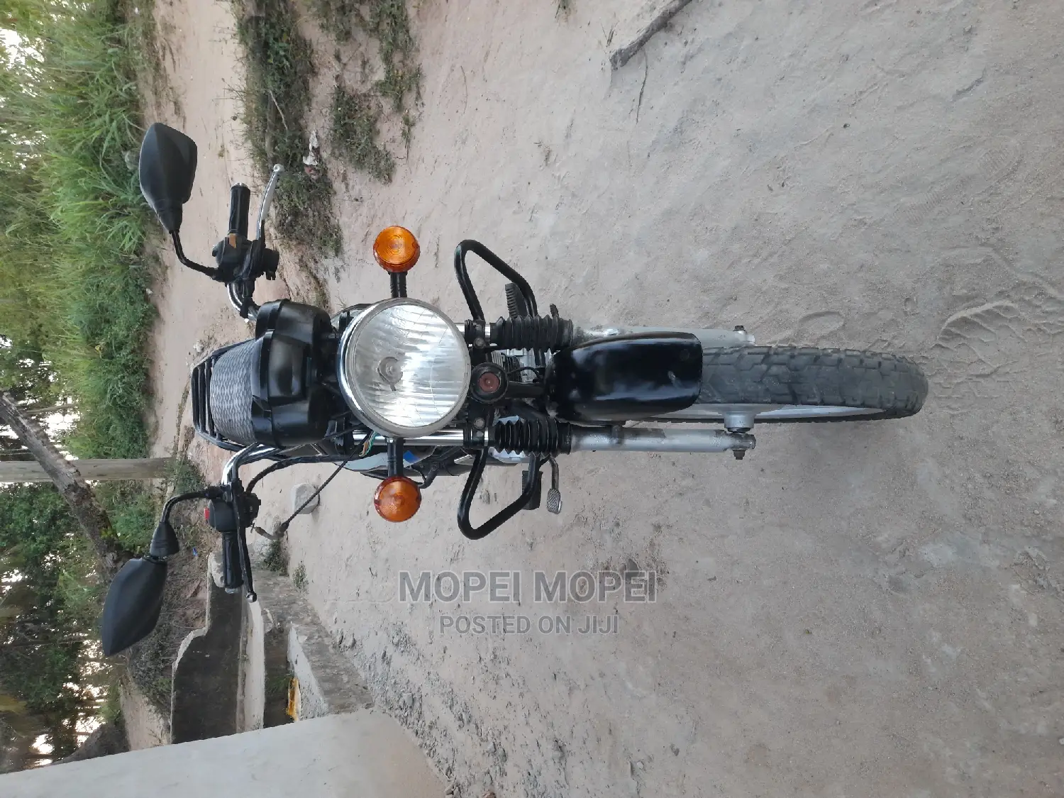 TVS HLX 125 2020 Black