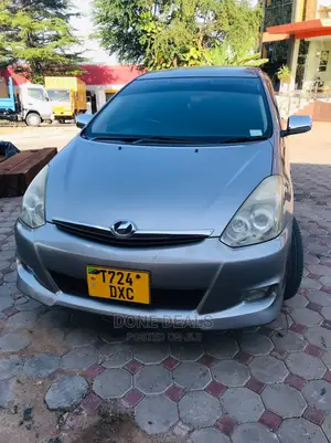 Toyota Wish 2006 Silver