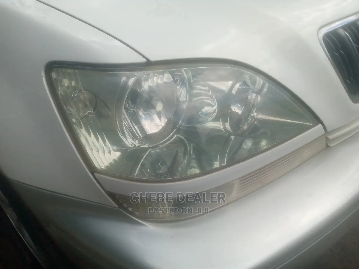 Toyota Harrier 2.4 2005 White