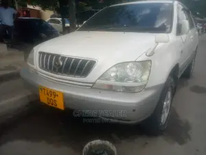 Toyota Harrier 2.4 2005 White
