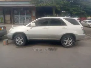 Toyota Harrier 2.4 2005 White