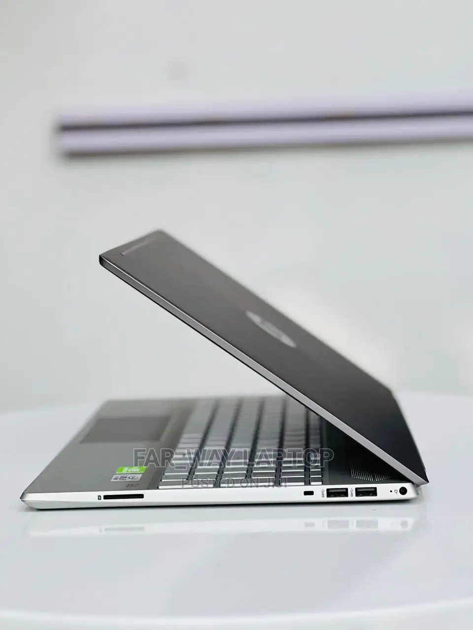 New Laptop HP Pavilion 15-Eh0050wm 16GB Intel Core I7 SSD 512GB