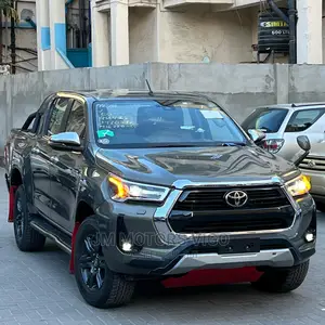 Toyota Hilux 2020 Green