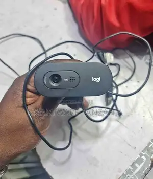 Logitech C505 HD Webcam - Streaming Webcam, 720p HD External