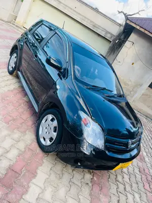 Toyota IST 2003 Black