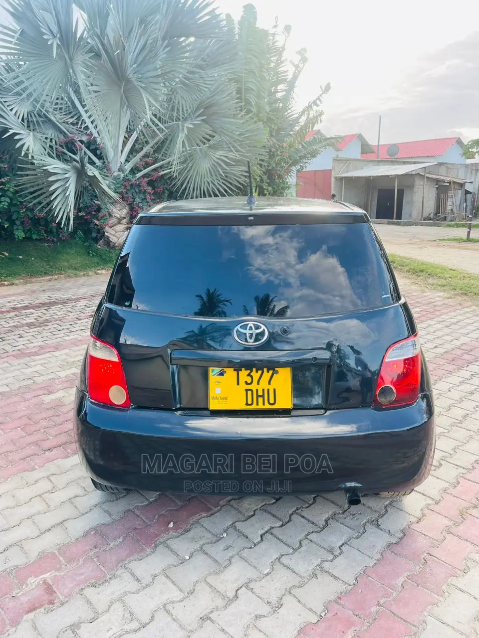 Toyota IST 2003 Black