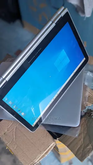 Laptop HP EliteBook 820 G3 4GB Intel Core I5 HDD 500GB
