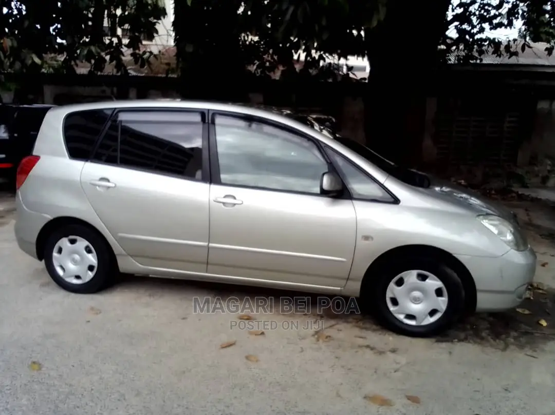 Toyota Corolla Spacio 2005 Silver