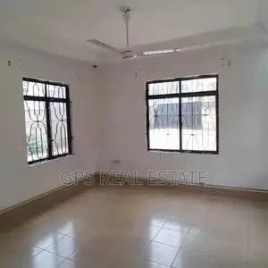 3bdrm House in Mbezi Africana, Kinondoni for sale