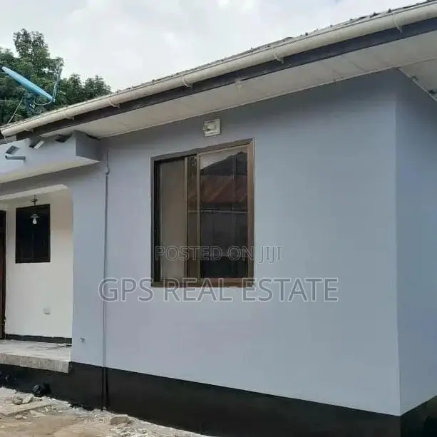 3bdrm House in Mbezi Africana, Kinondoni for sale