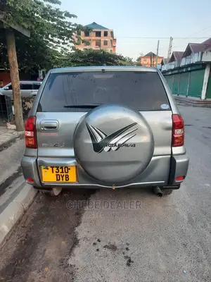 Toyota RAV4 1.8 2005 Gray