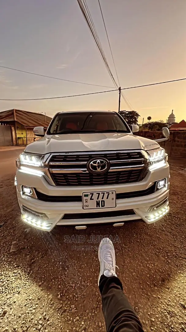 Toyota Land Cruiser 4.0 V6 DSL 2014 White