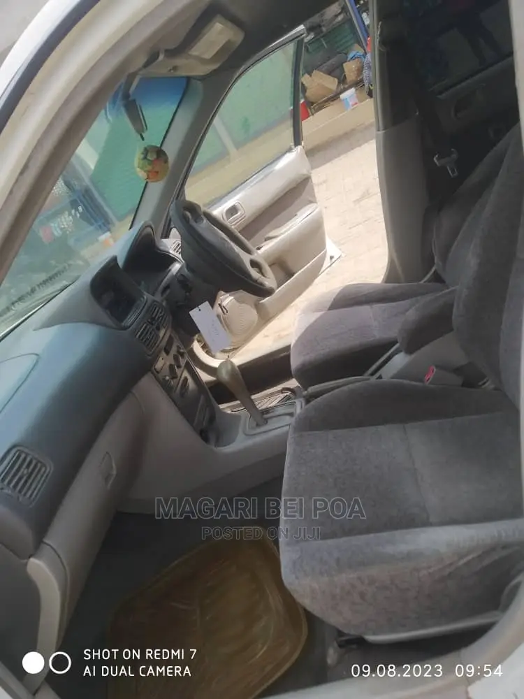 Toyota Corolla 2003 White