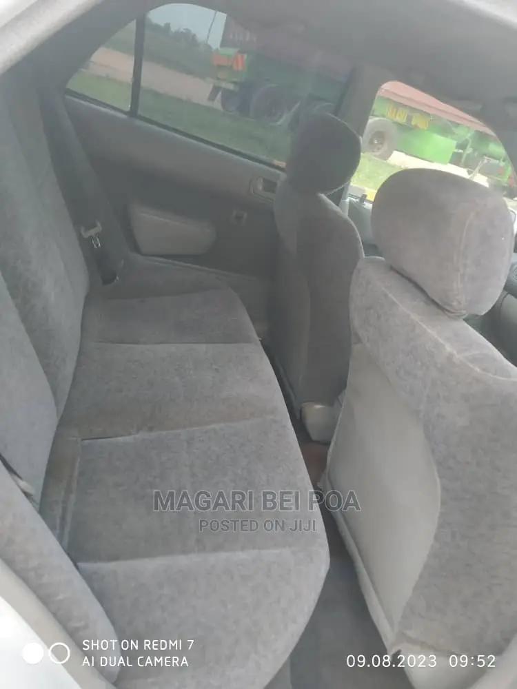 Toyota Corolla 2003 White