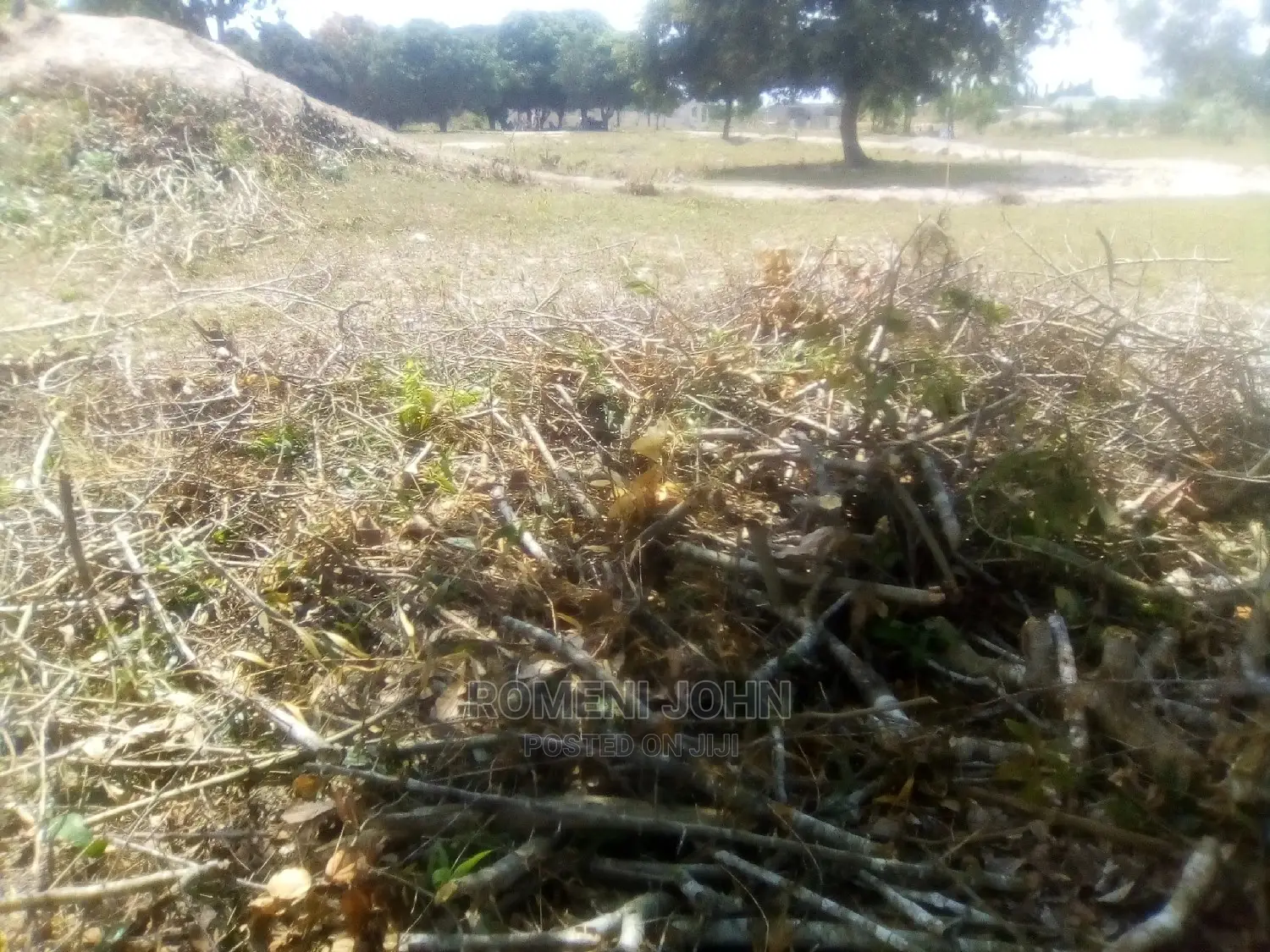 Eneo La Makazi Linauzwa Milioni 2.4 Ukonga Bombambili.