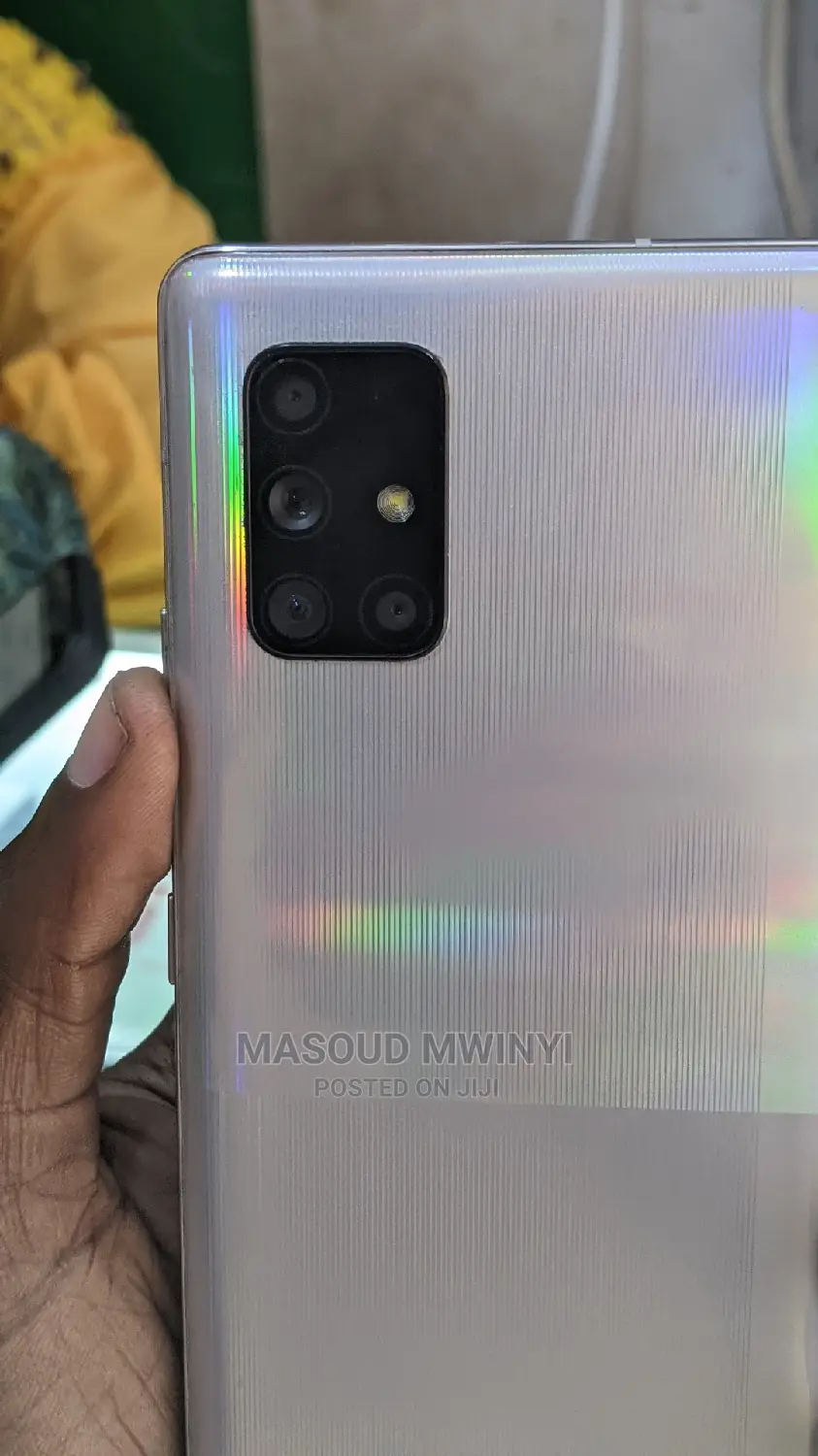 New Samsung Galaxy A71 5G 128 GB White