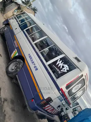Toyota Coaster 2004 White
