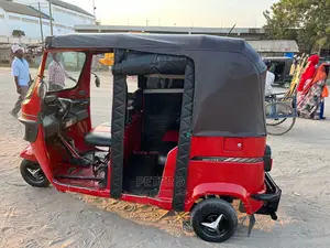 TVS King Cargo 2023 Red