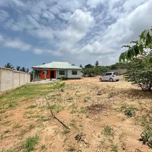 3bdrm House in Bunju, Kinondoni for sale