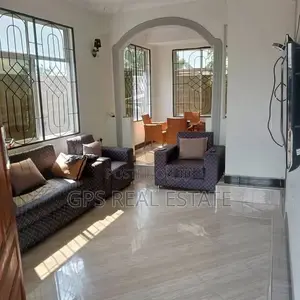 4bdrm House in Msasani, Kinondoni for sale