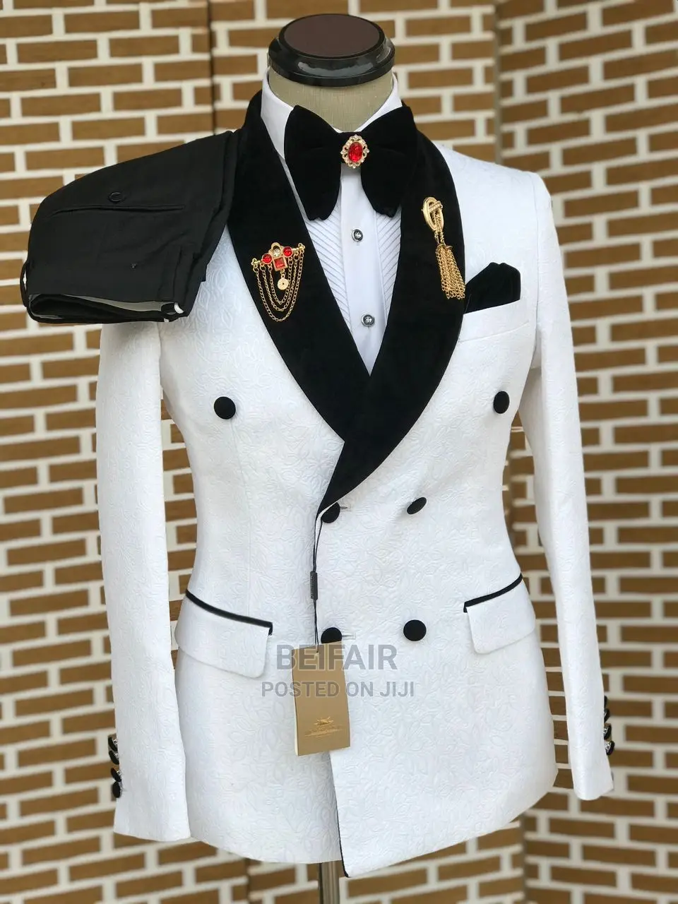 Six Buttons Men's Suits | Suti Za Kiume