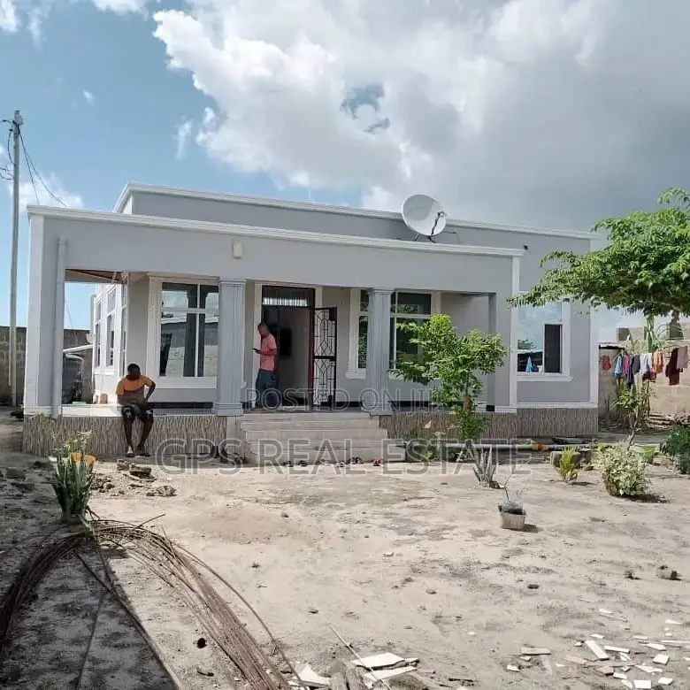 3bdrm House in Mbweni Kiemebeni, Kinondoni for sale