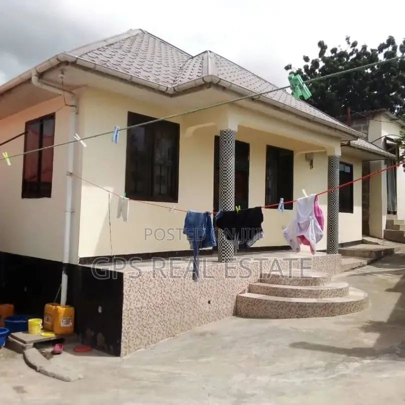 3bdrm House in Tegeta Wazo, Kinondoni for sale