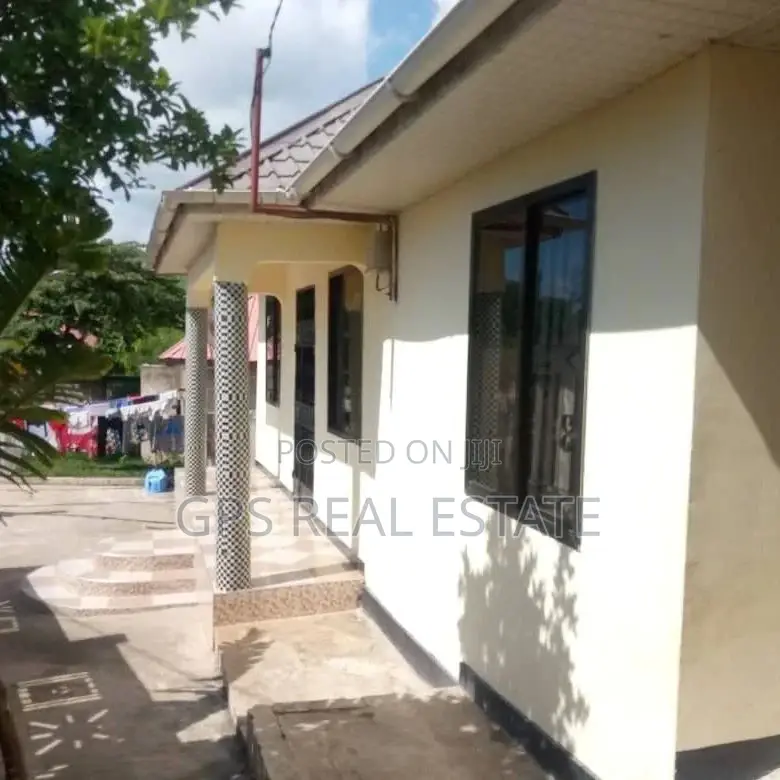 3bdrm House in Tegeta Wazo, Kinondoni for sale