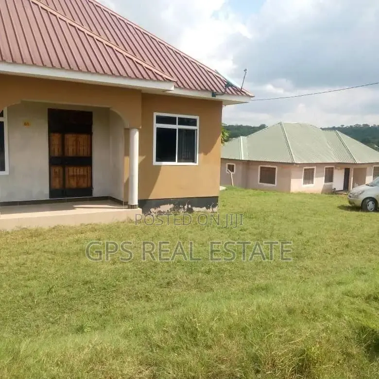 4bdrm House in Mbezi Msumi, Kinondoni for sale