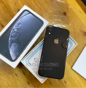 New Apple iPhone XR 64 GB Black