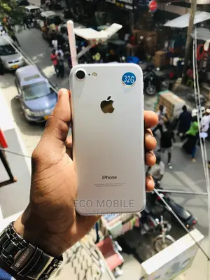 Apple iPhone 7 32 GB Gray