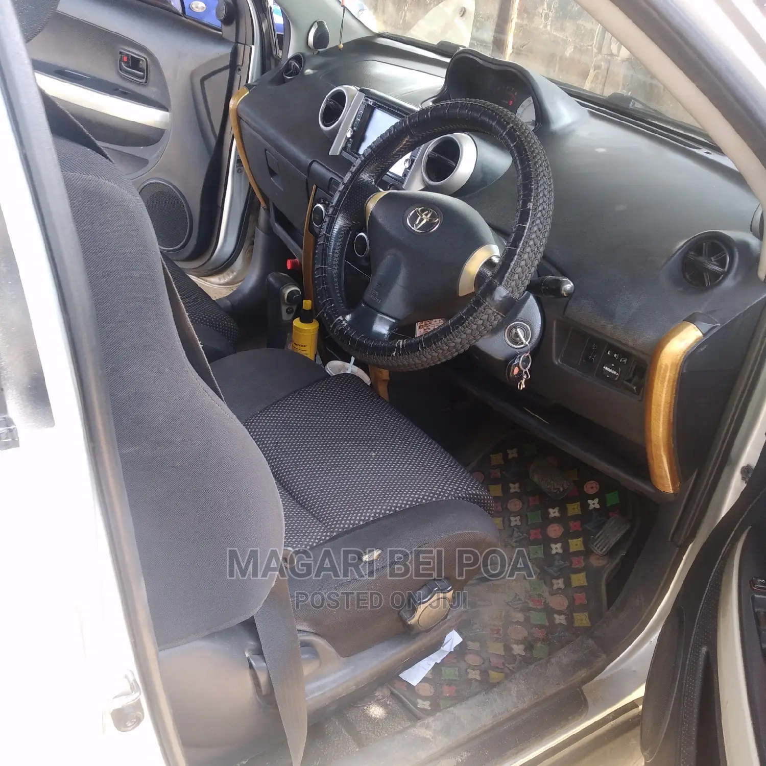 Toyota IST 2005 Silver