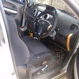 Toyota IST 2005 Silver