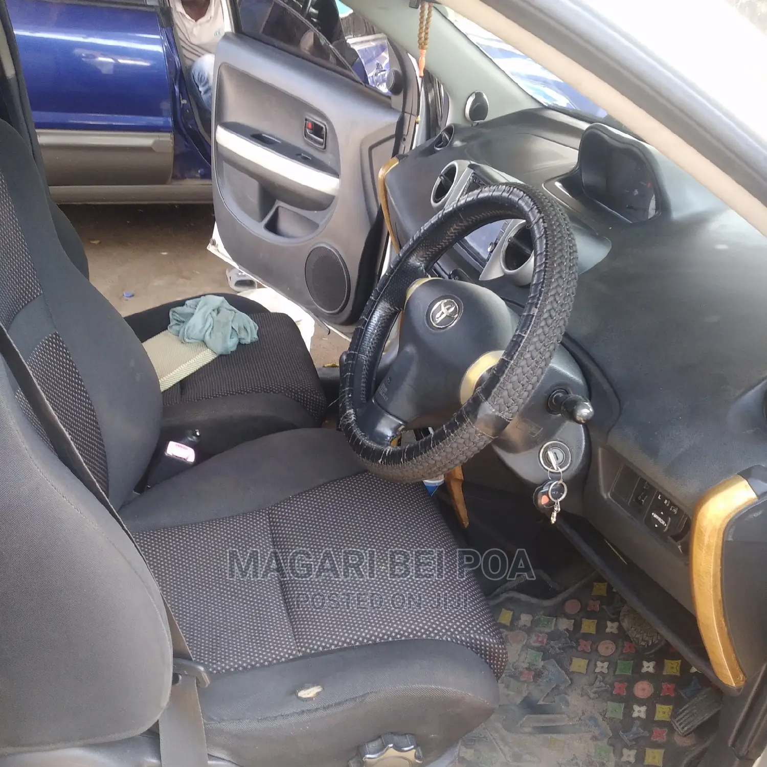 Toyota IST 2005 Silver