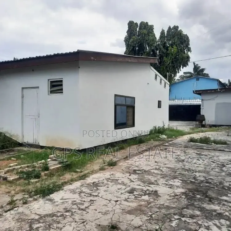 4bdrm House in Msasani, Kinondoni for sale
