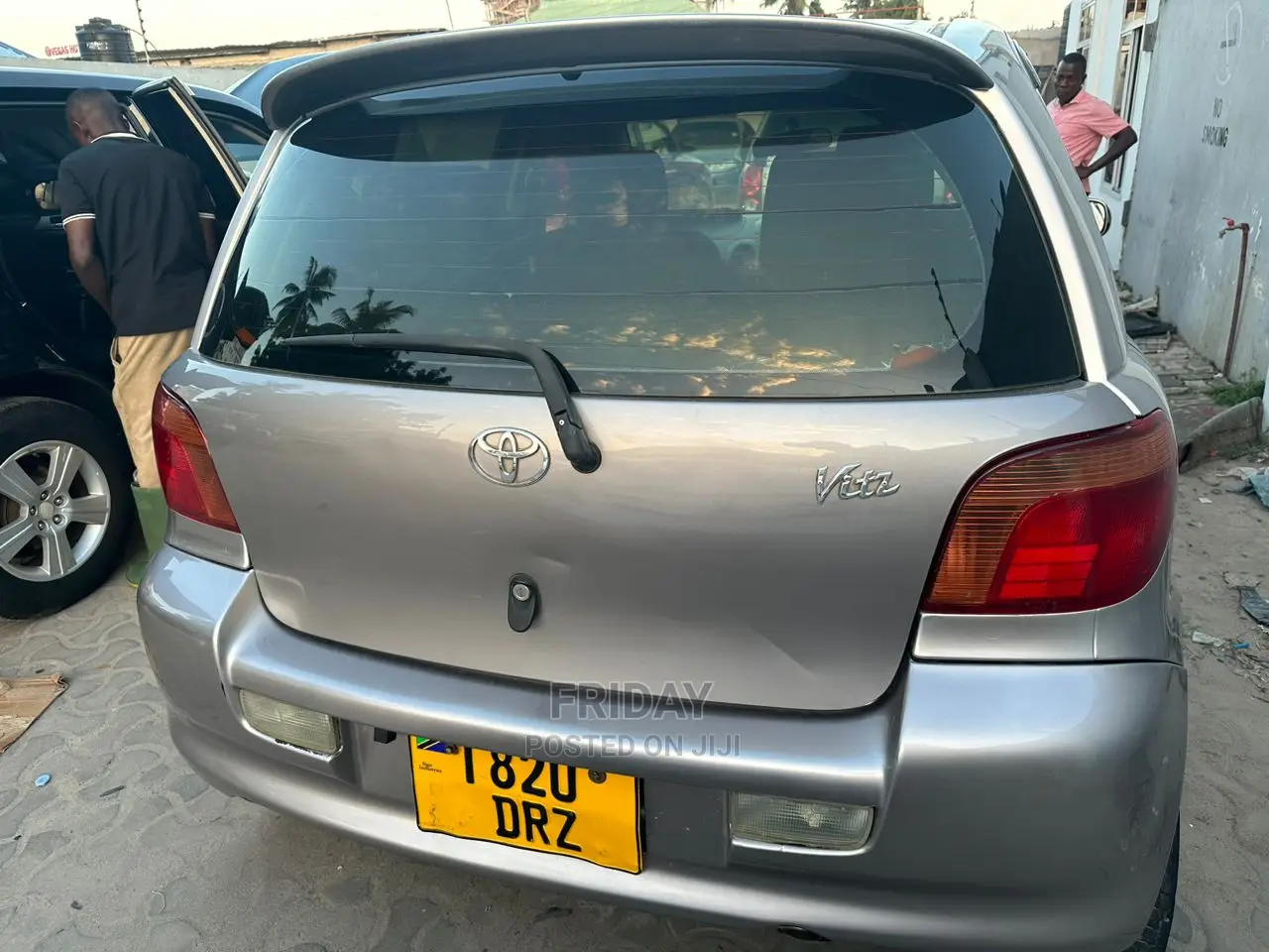 Toyota Vitz 2002 Gray