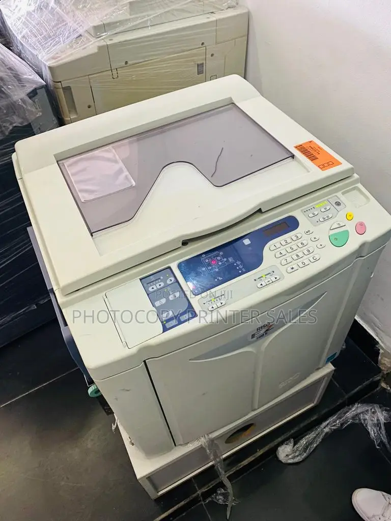 Riso Cz 200