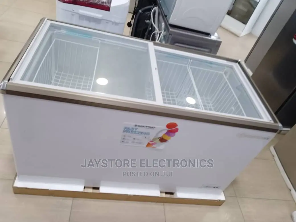 Westpoint Showcase Freezer 400litres