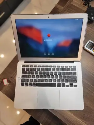 Laptop Apple MacBook 4GB Intel Core i5 SSD 128GB