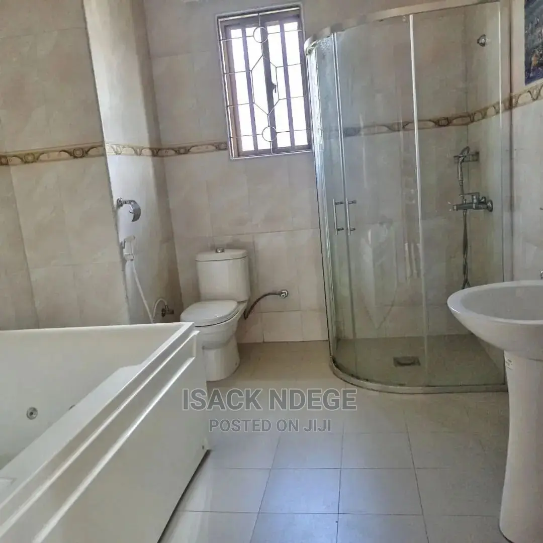 6bdrm House in Bahari Beach, Kinondoni for rent