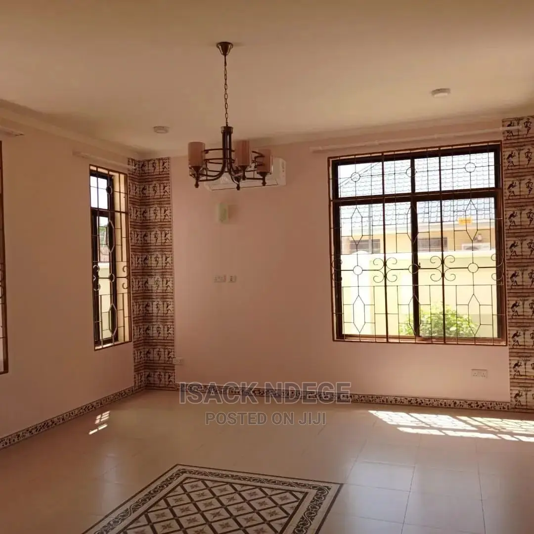 6bdrm House in Bahari Beach, Kinondoni for rent