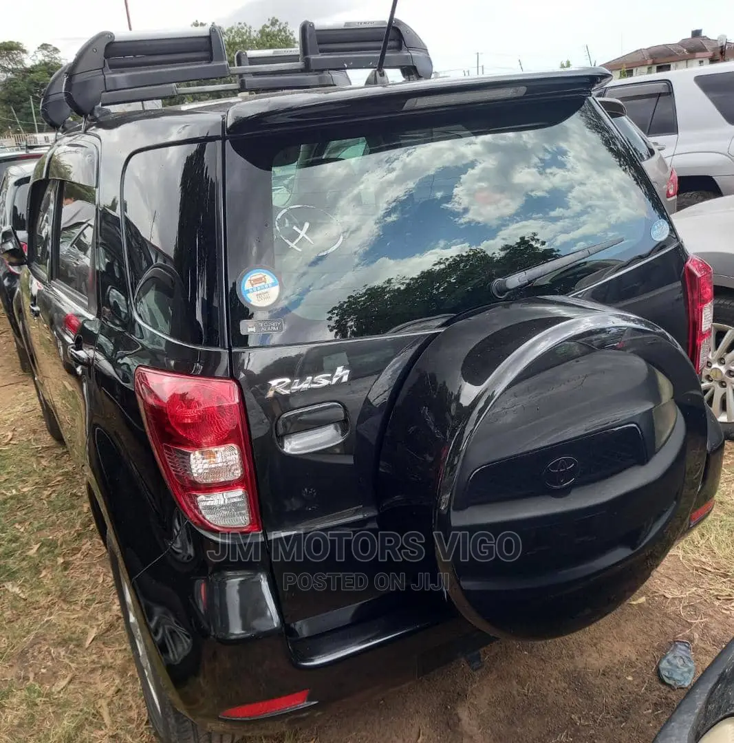 Toyota Rush 2006 Black
