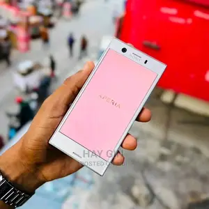 New Sony Xperia XZ1 64 GB Silver