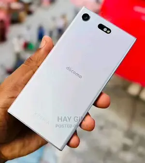 New Sony Xperia XZ1 64 GB Silver