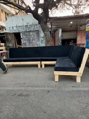 Sofa Set Nzuri Sana