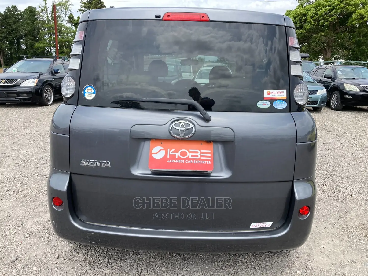 Toyota Sienta 1.5 AWD 2010 Gray