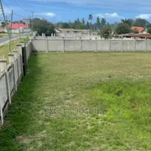 Kiwanja Kiko Karibu Na Main Road Kinauzwa Bahari Beach